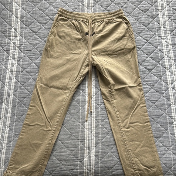 Essentials Fear of God Tan Cotton Twill Jogger Pants - Picture 4 of 6
